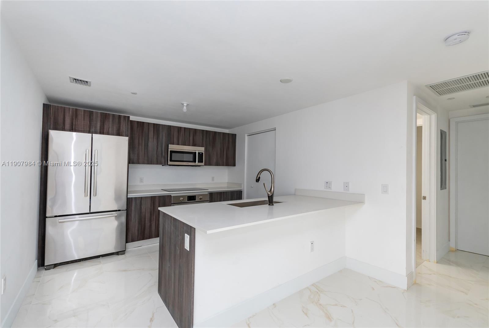 488 NE 18th St #2810, Miami FL 33132