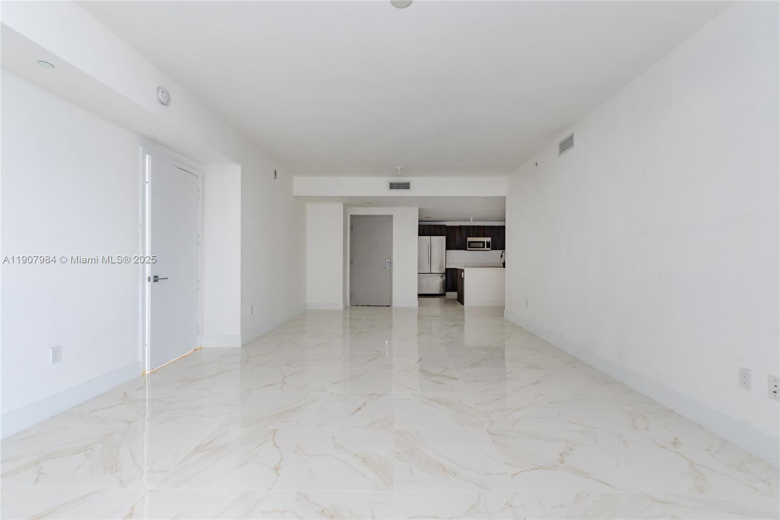 488 NE 18th St #2810, Miami FL 33132