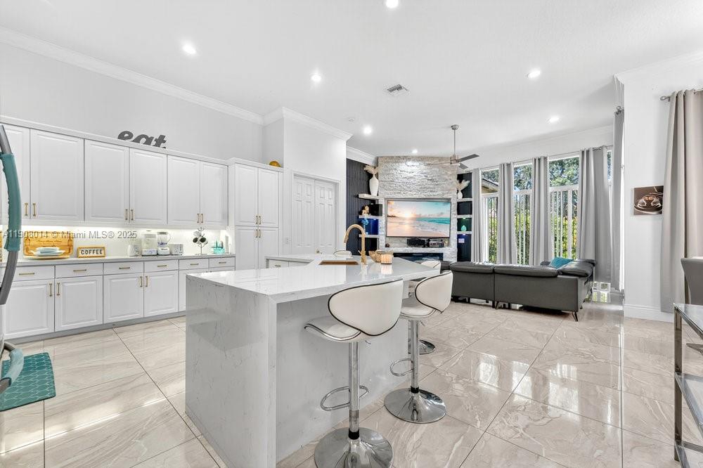 6313 Paradise Cv, West Palm Beach FL 33411