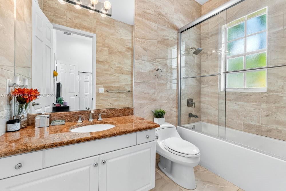 6313 Paradise Cv, West Palm Beach FL 33411
