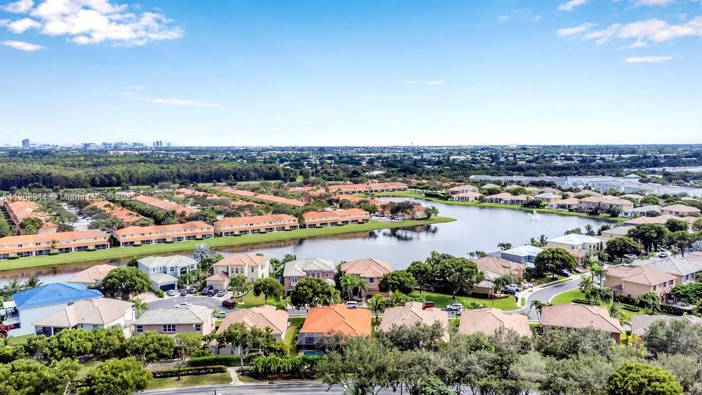 6313 Paradise Cv, West Palm Beach FL 33411