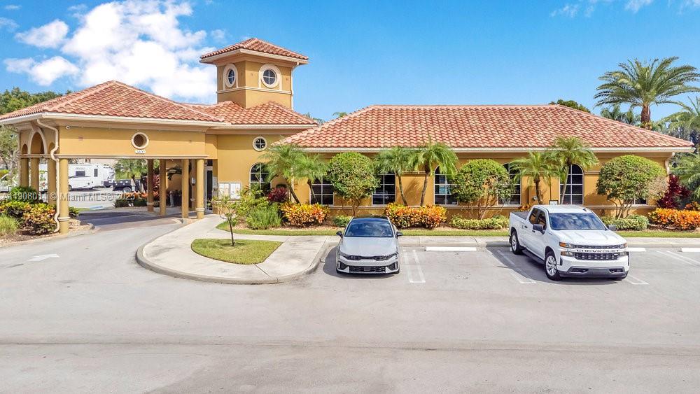 6313 Paradise Cv, West Palm Beach FL 33411