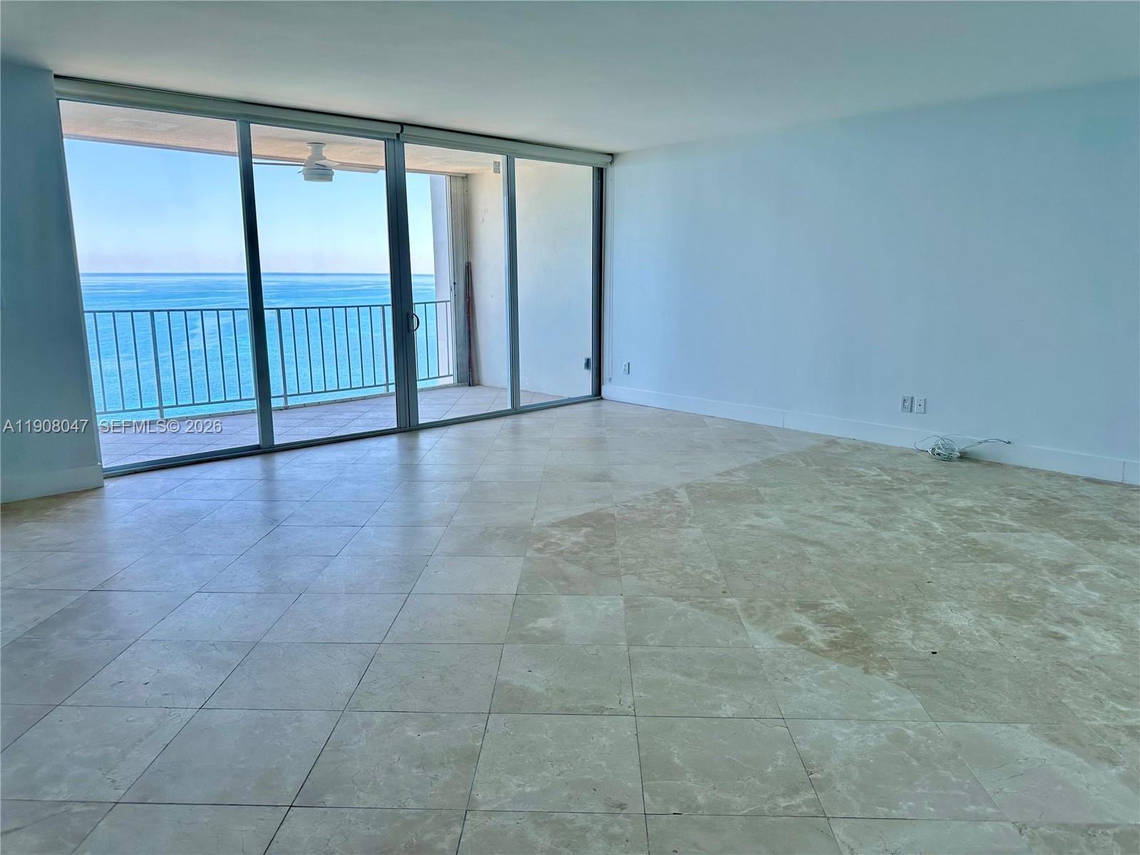 881 Ocean Dr #22E, Key Biscayne FL 33149