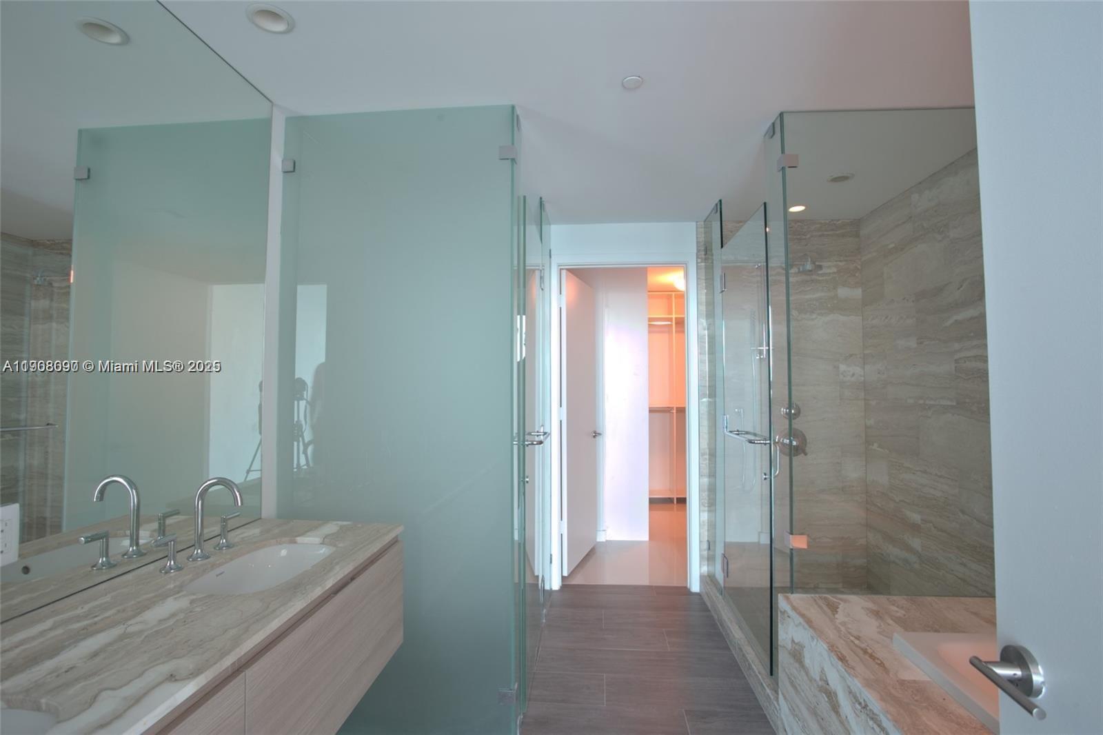2900 NE 7th Ave #3103, Miami FL 33137