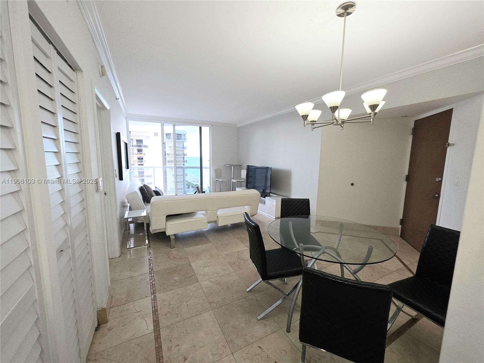 6365 Collins Ave #1511, Miami Beach FL 33141