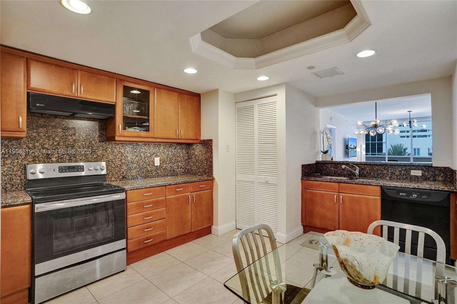9559 Collins Ave #S2-F, Surfside FL 33154