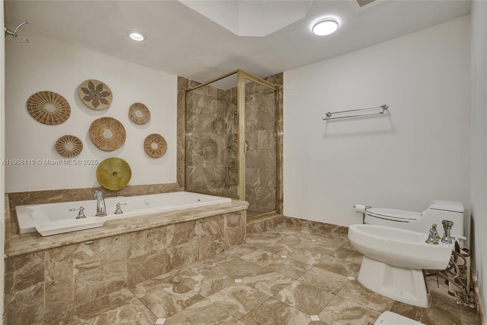 9559 Collins Ave #S2-F, Surfside FL 33154