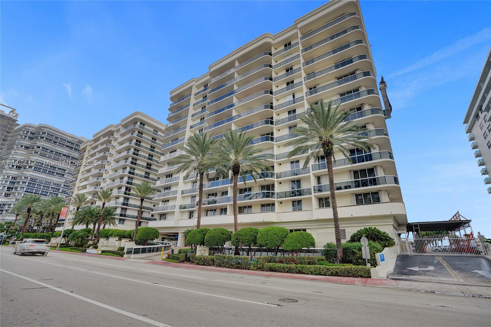 9559 Collins Ave #S2-F, Surfside FL 33154
