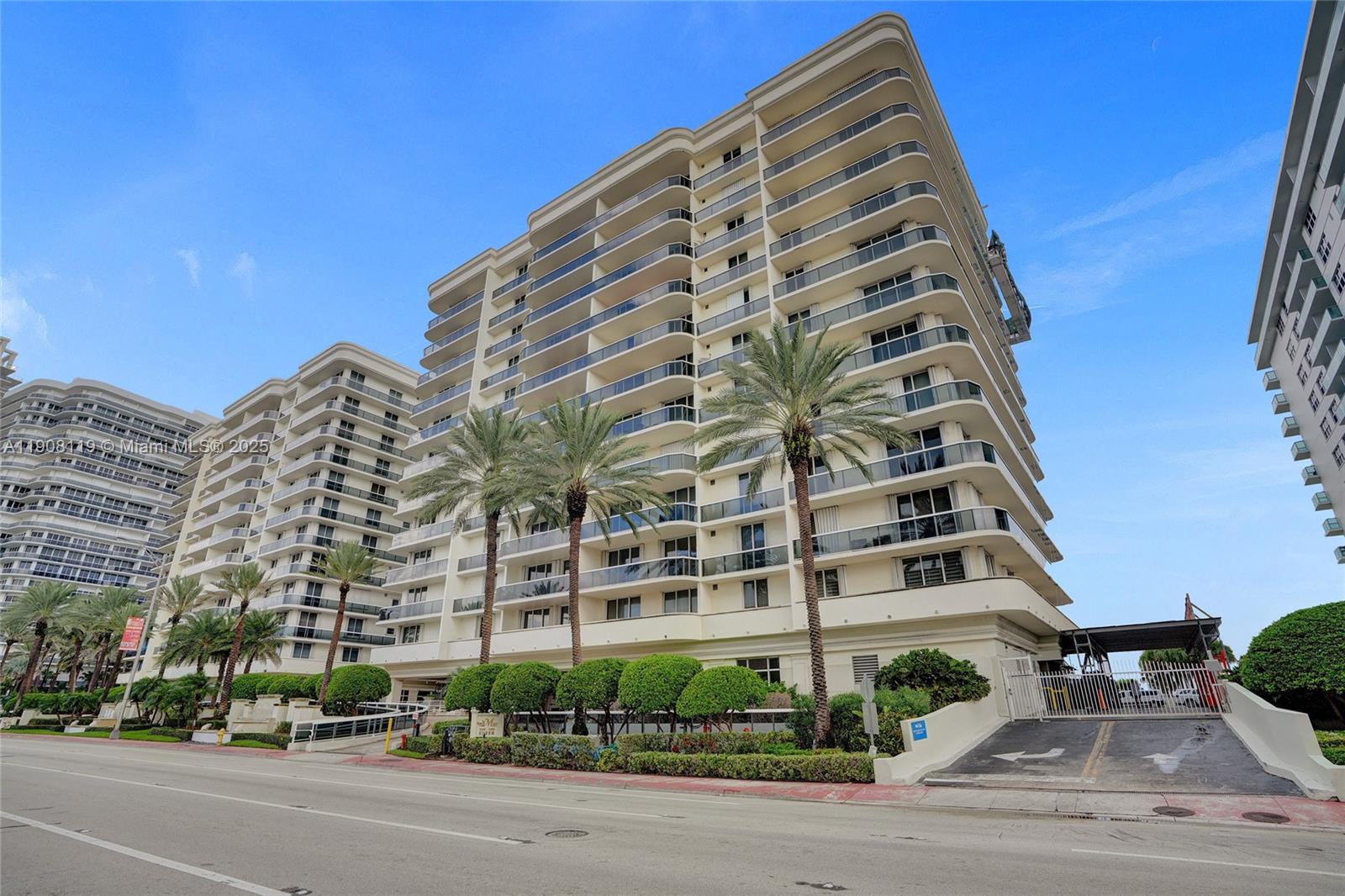 9559 Collins Ave #S2-F, Surfside FL 33154