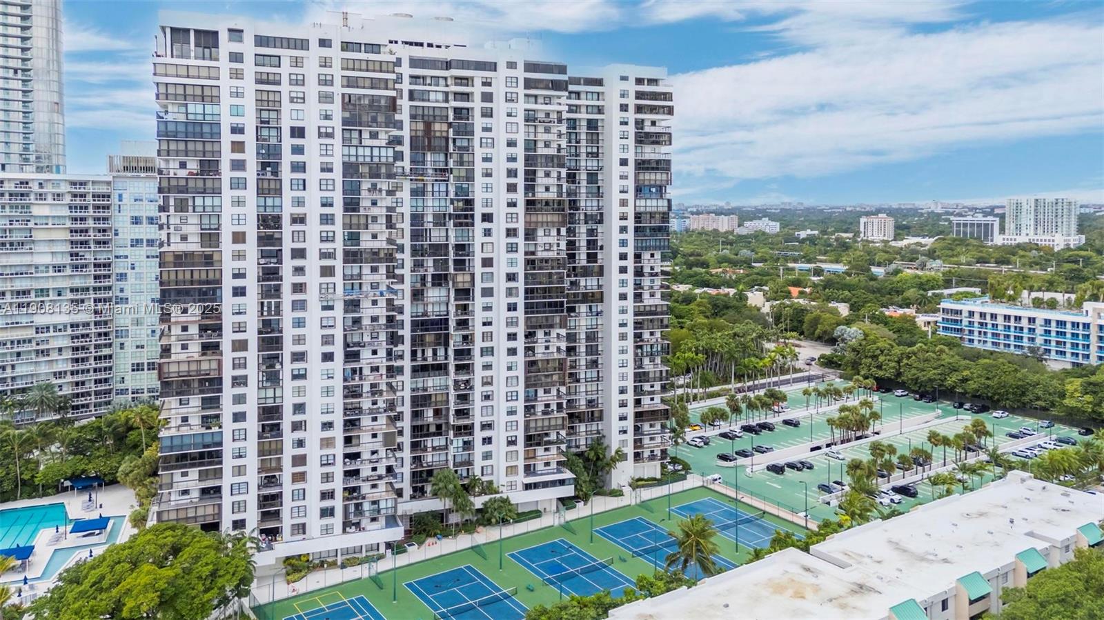 2333 Brickell Ave #517, Miami FL 33129