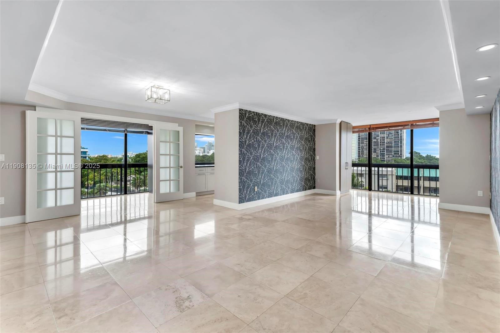 2333 Brickell Ave #517, Miami FL 33129