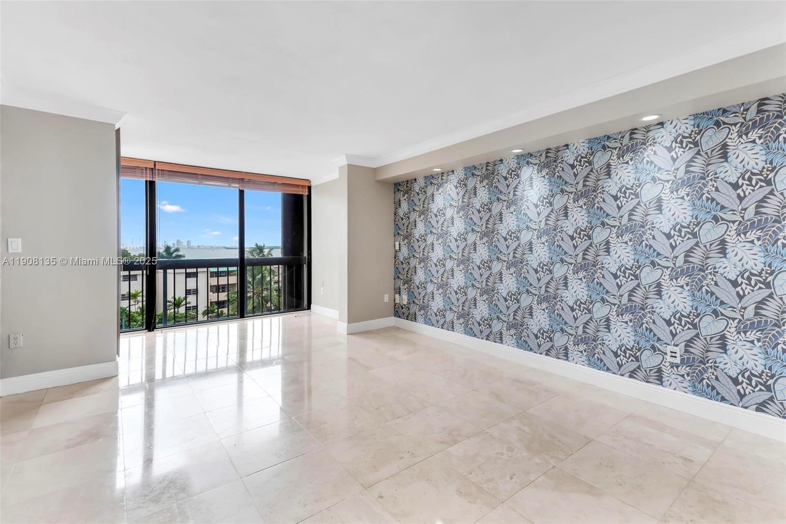 2333 Brickell Ave #517, Miami FL 33129