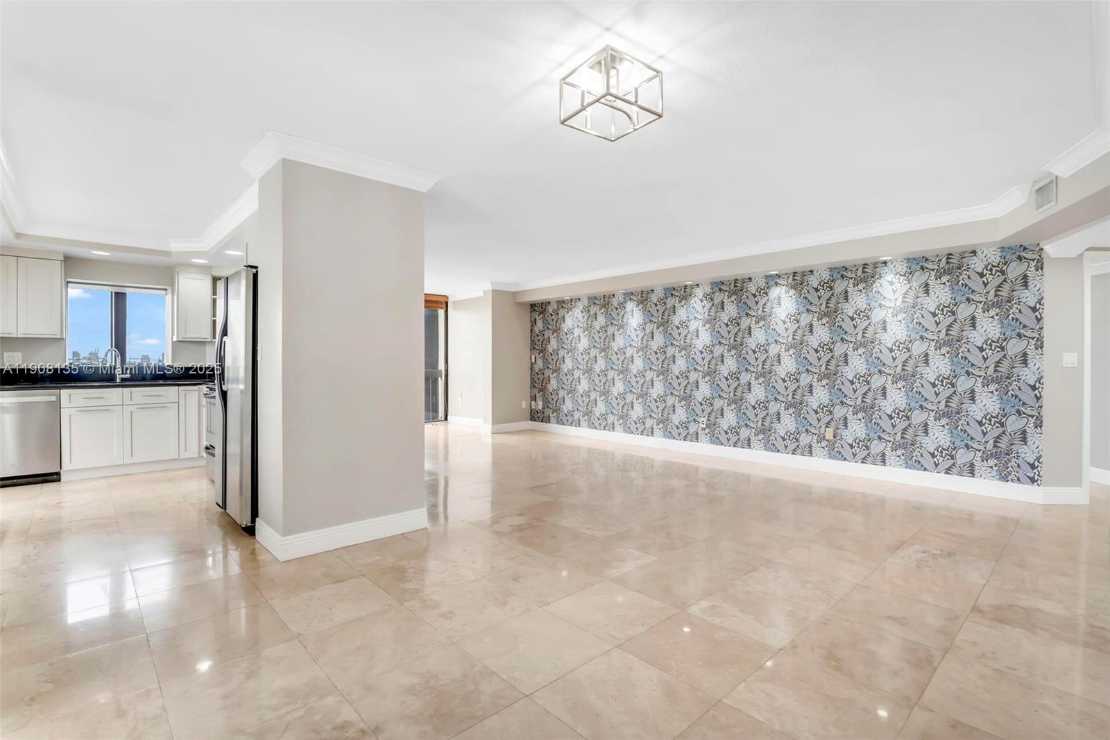 2333 Brickell Ave #517, Miami FL 33129