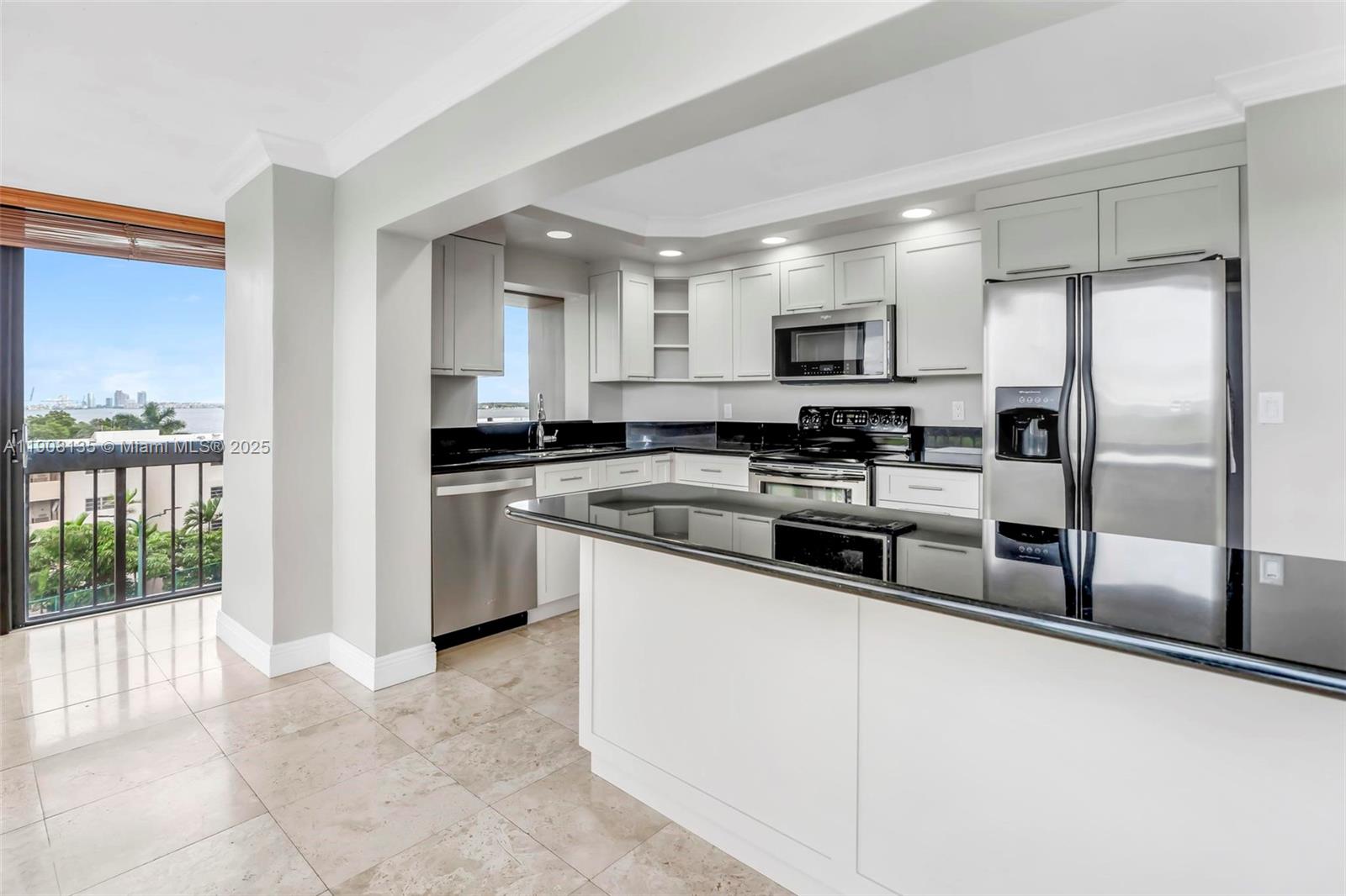 2333 Brickell Ave #517, Miami FL 33129