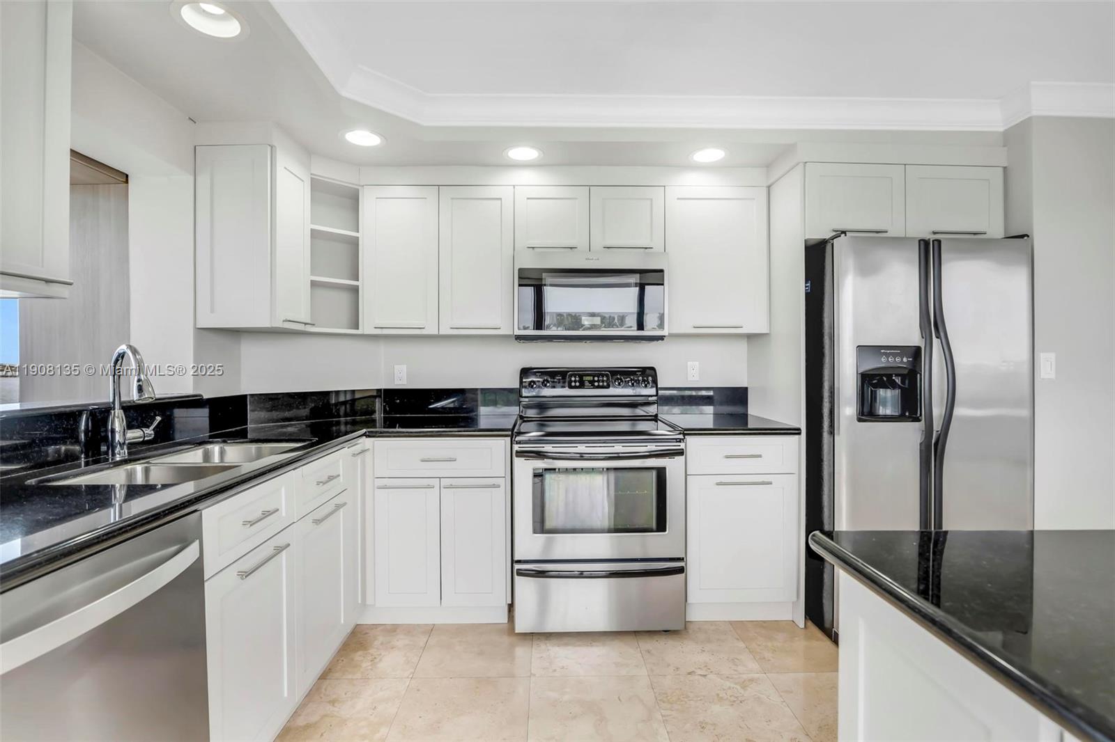 2333 Brickell Ave #517, Miami FL 33129