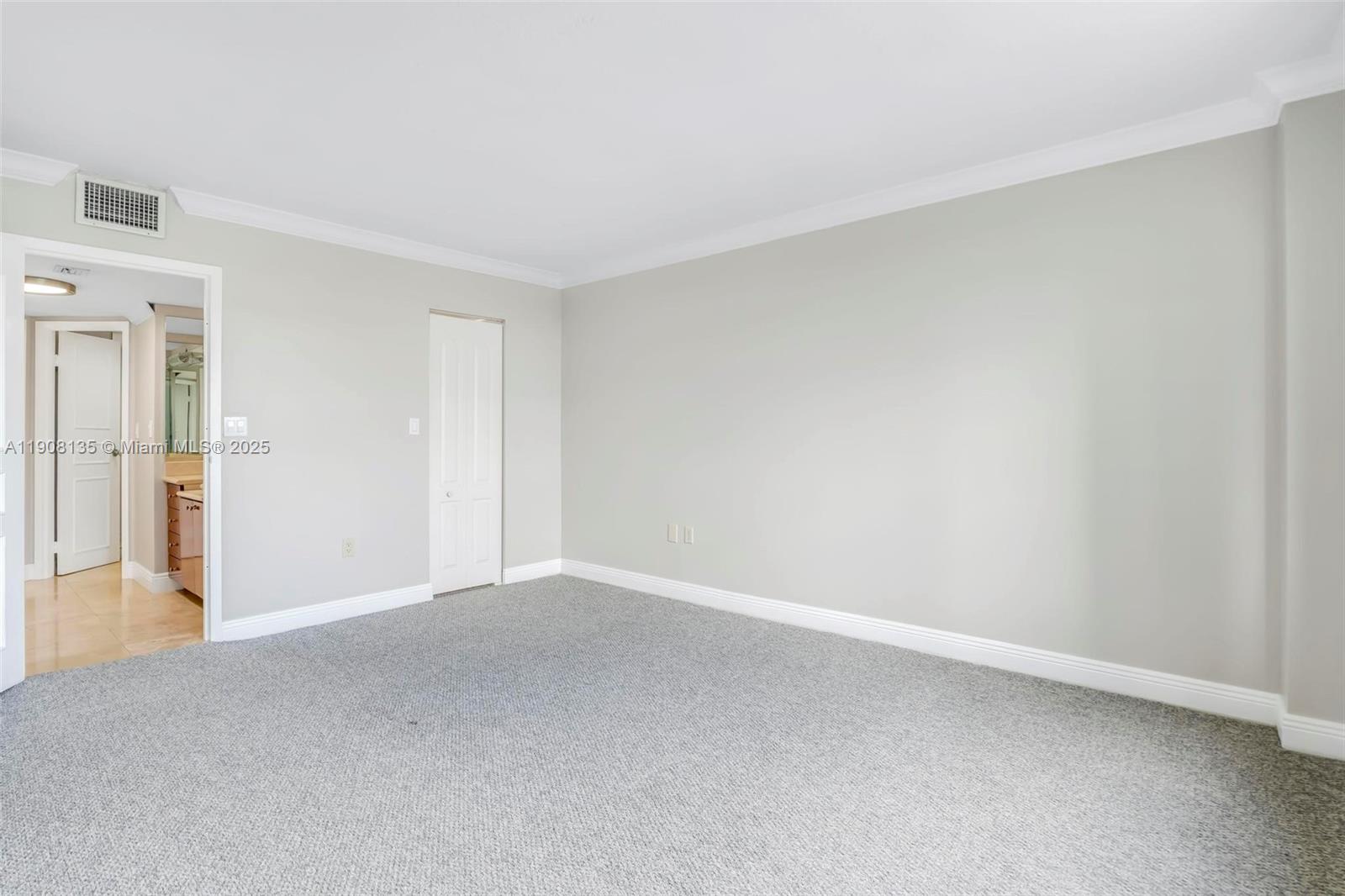 2333 Brickell Ave #517, Miami FL 33129