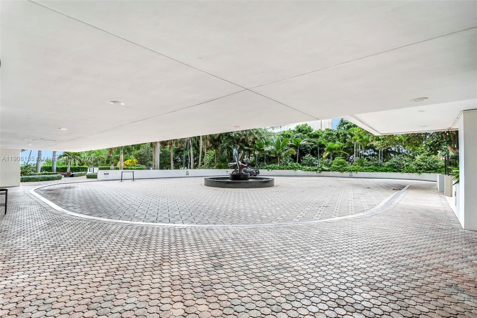 2333 Brickell Ave #517, Miami FL 33129