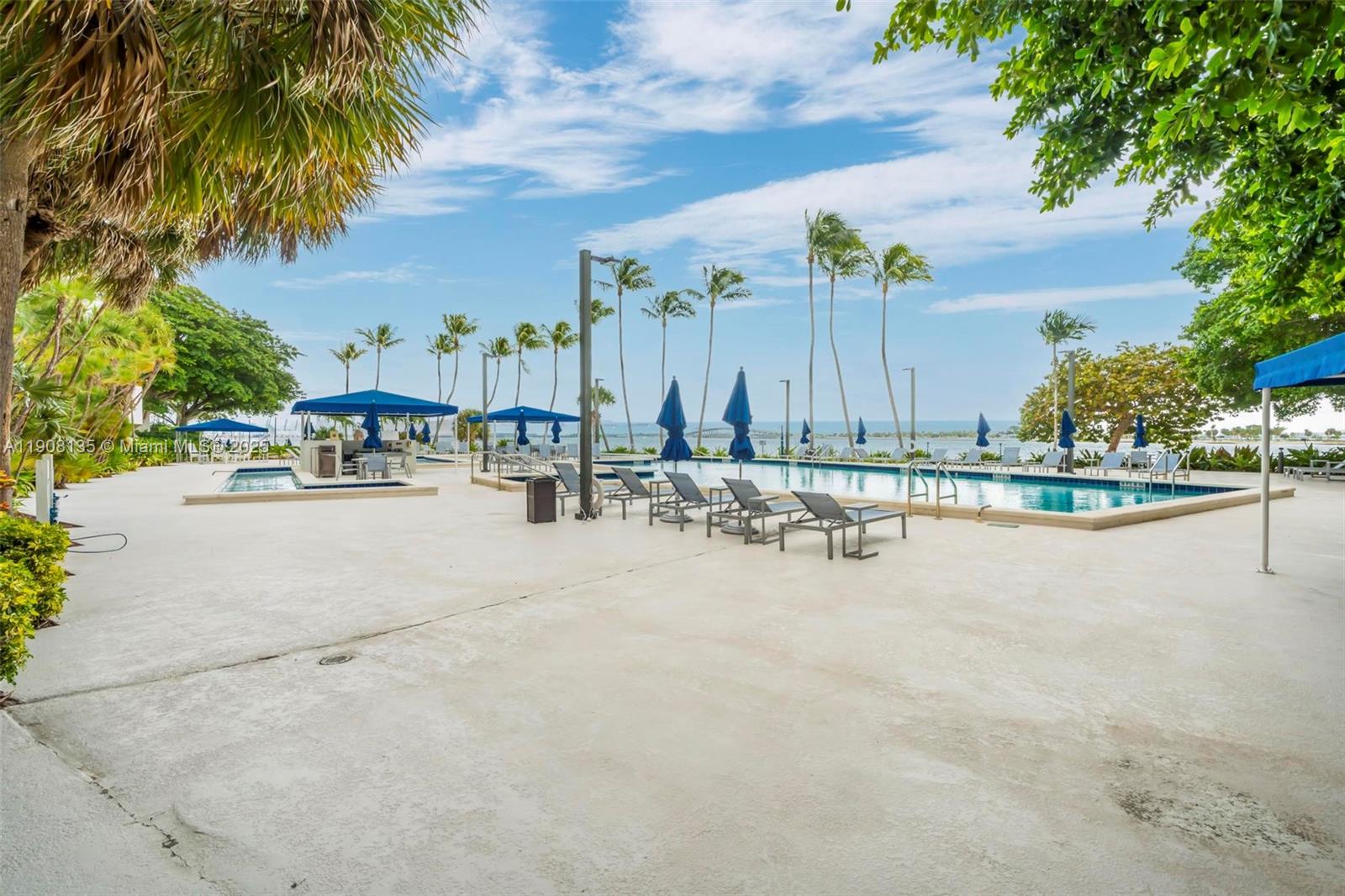 2333 Brickell Ave #517, Miami FL 33129