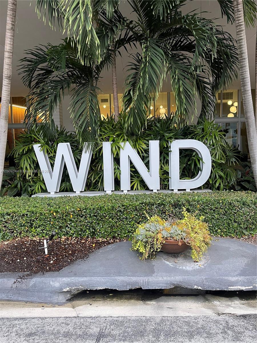 350 S Miami Ave #1715, Miami FL 33130