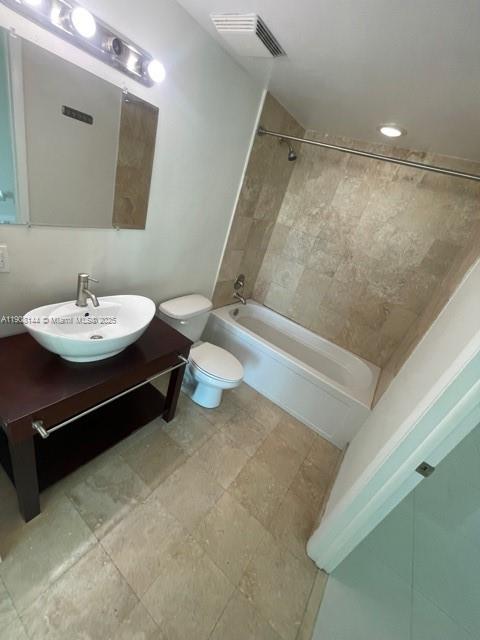 350 S Miami Ave #1715, Miami FL 33130