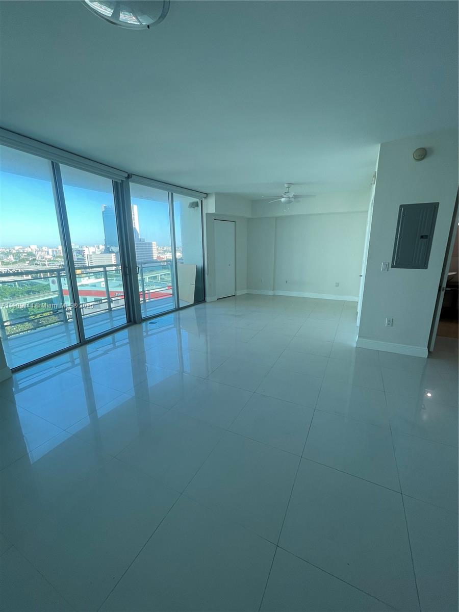 350 S Miami Ave #1715, Miami FL 33130