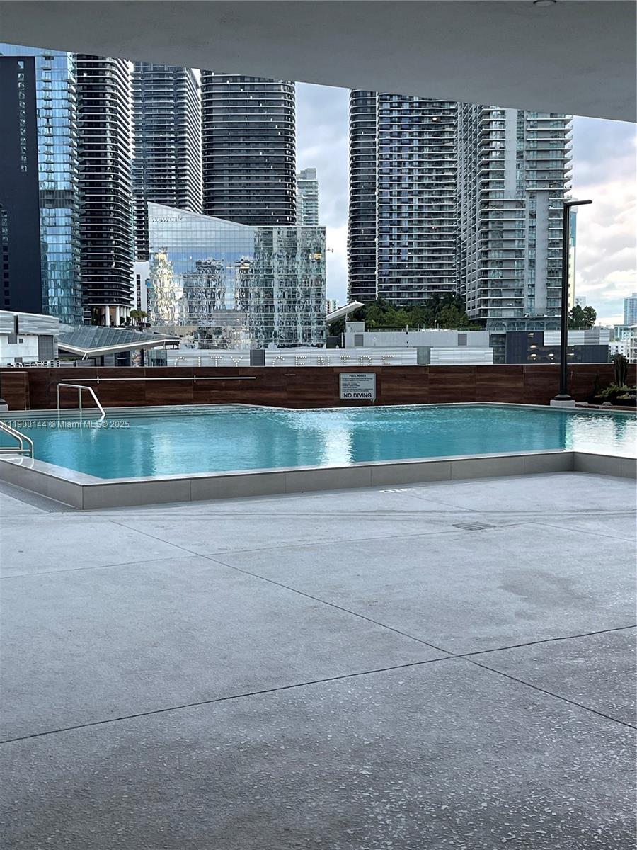 350 S Miami Ave #1715, Miami FL 33130