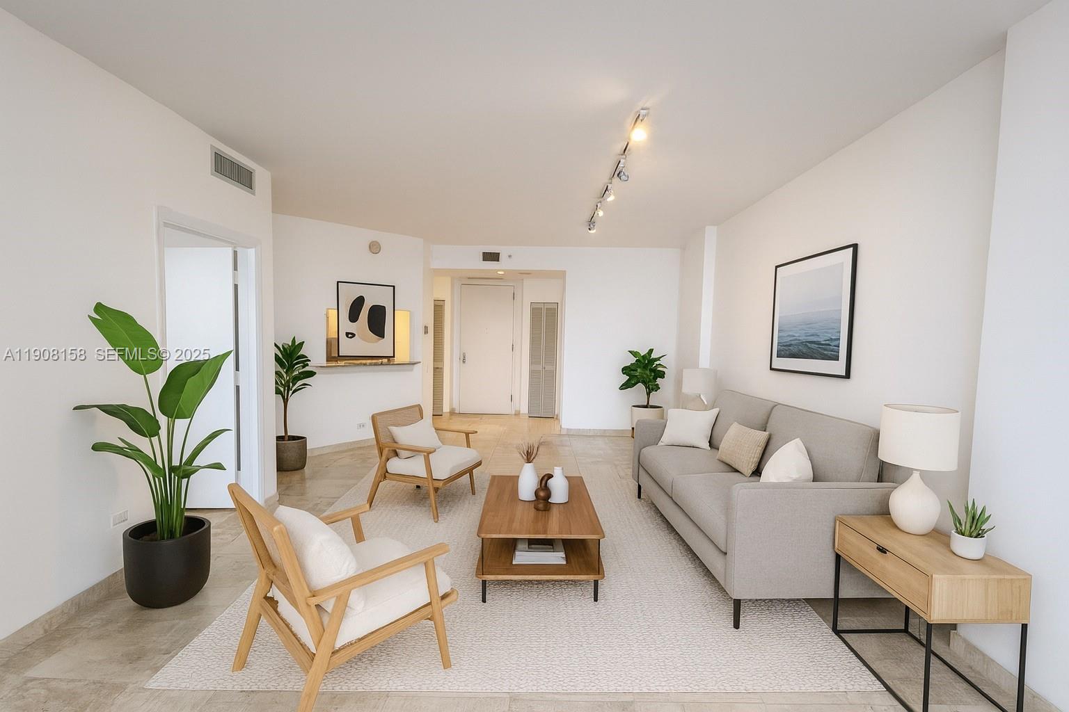 888 Brickell Key Dr #806, Miami FL 33131