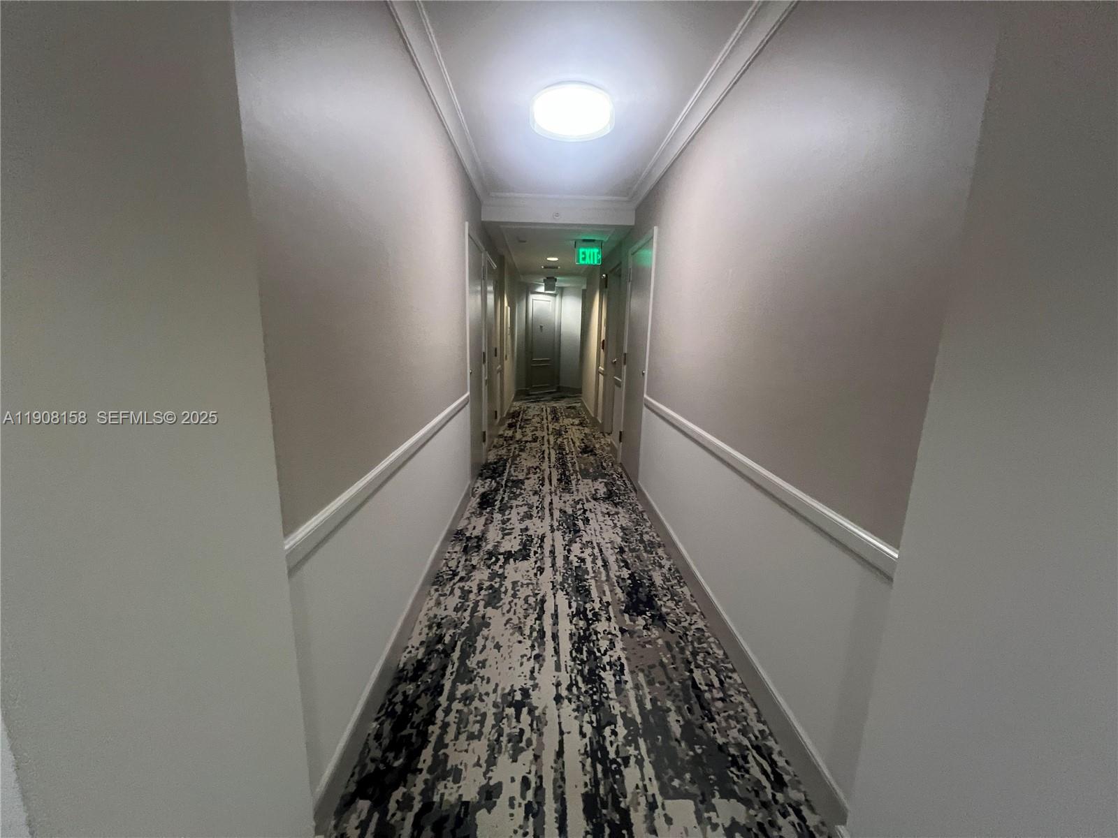 888 Brickell Key Dr #806, Miami FL 33131
