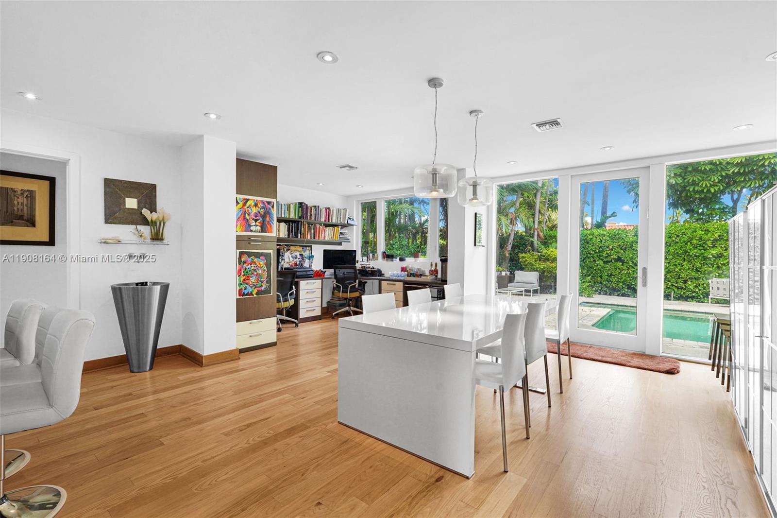 145 Biscay Dr, Bal Harbour FL 33154