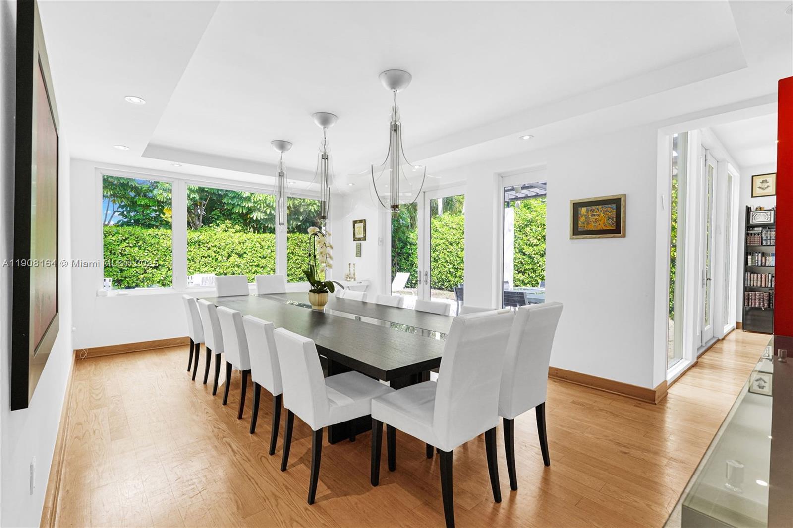 145 Biscay Dr, Bal Harbour FL 33154