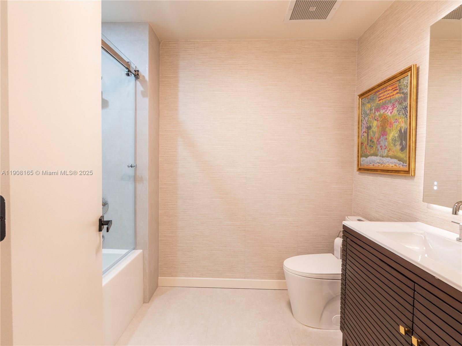 3449 NE 1st Ave #L35, Miami FL 33137