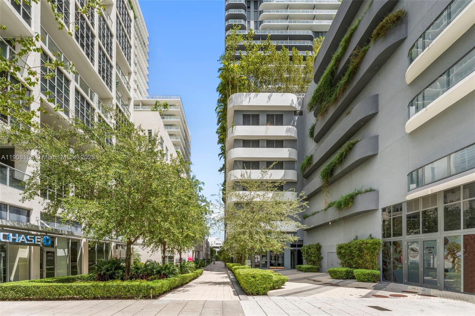 3449 NE 1st Ave #L35, Miami FL 33137