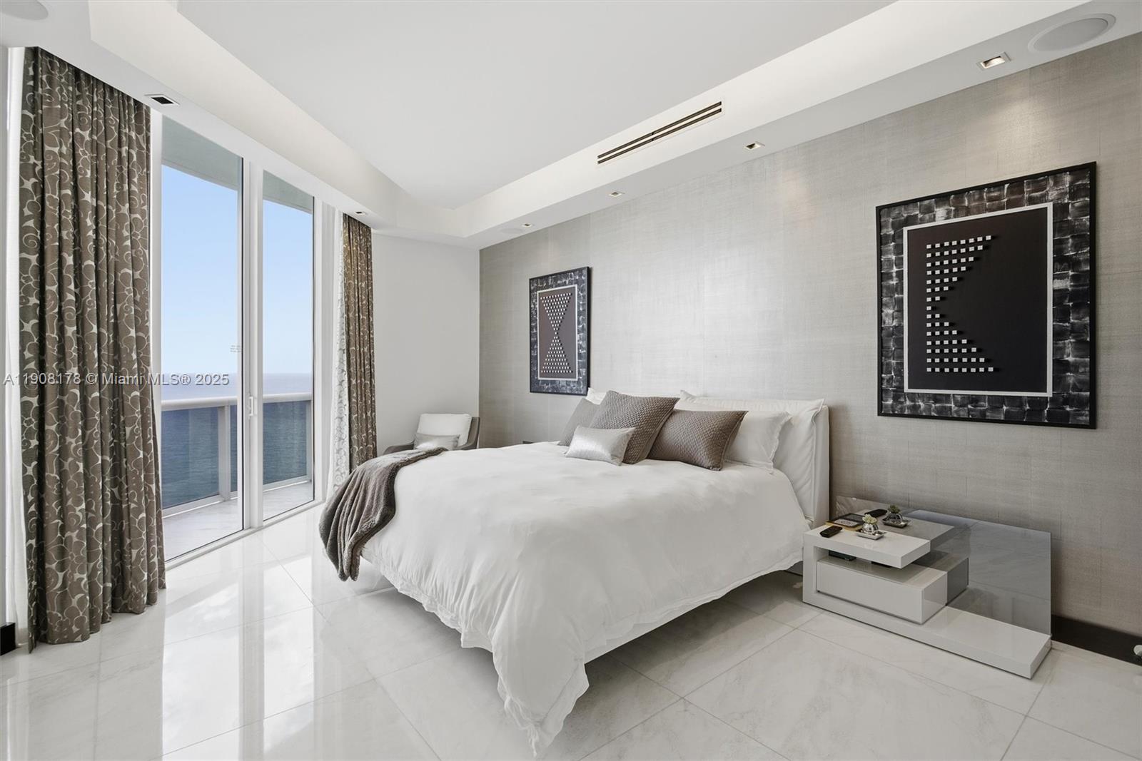 16001 Collins Ave #3504, Sunny Isles Beach FL 33160
