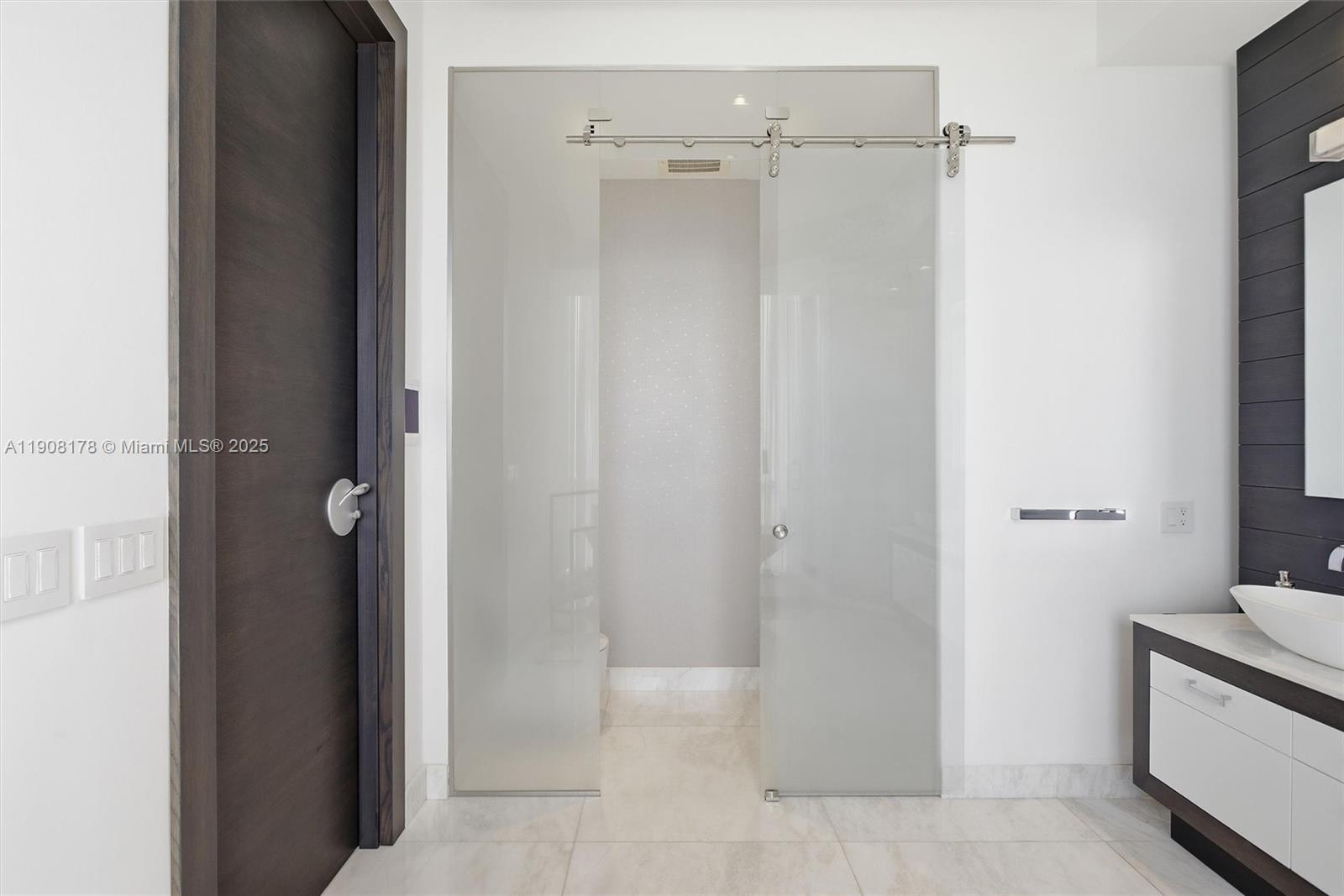 16001 Collins Ave #3504, Sunny Isles Beach FL 33160