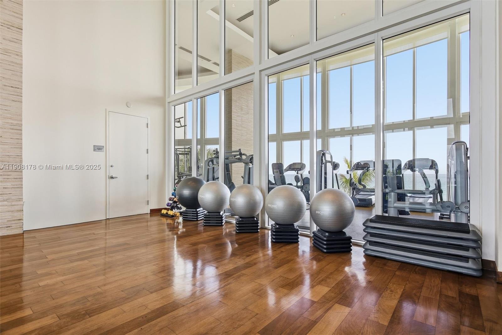 16001 Collins Ave #3504, Sunny Isles Beach FL 33160