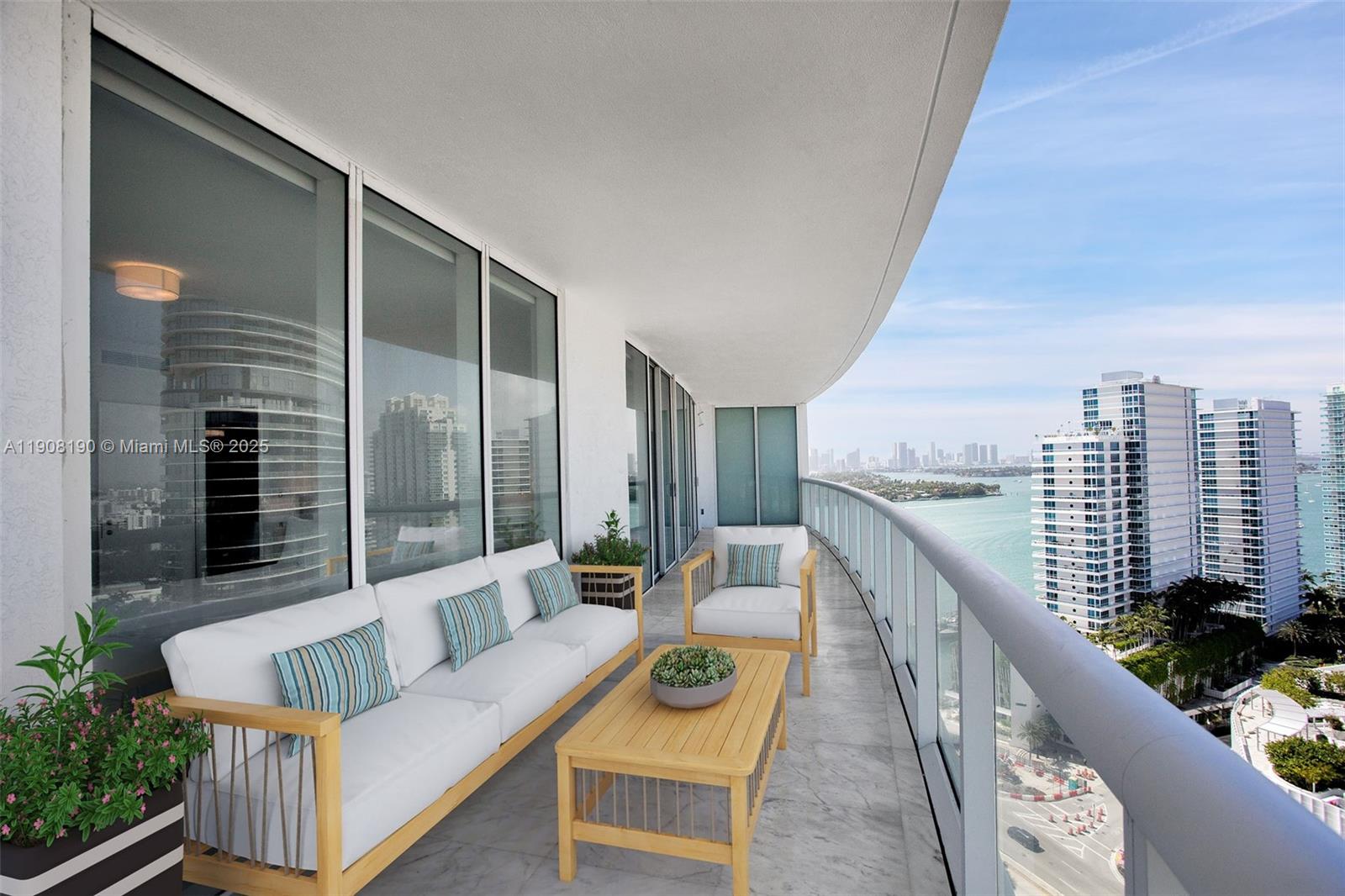 450 Alton Rd #2110, Miami Beach FL 33139