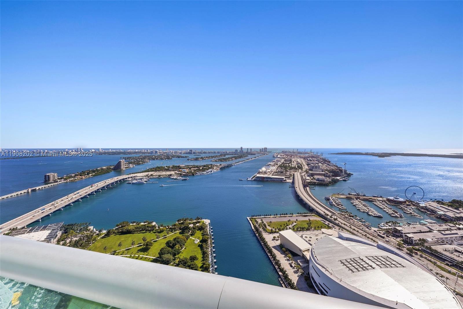 900 Biscayne Blvd #PH6201, Miami FL 33132