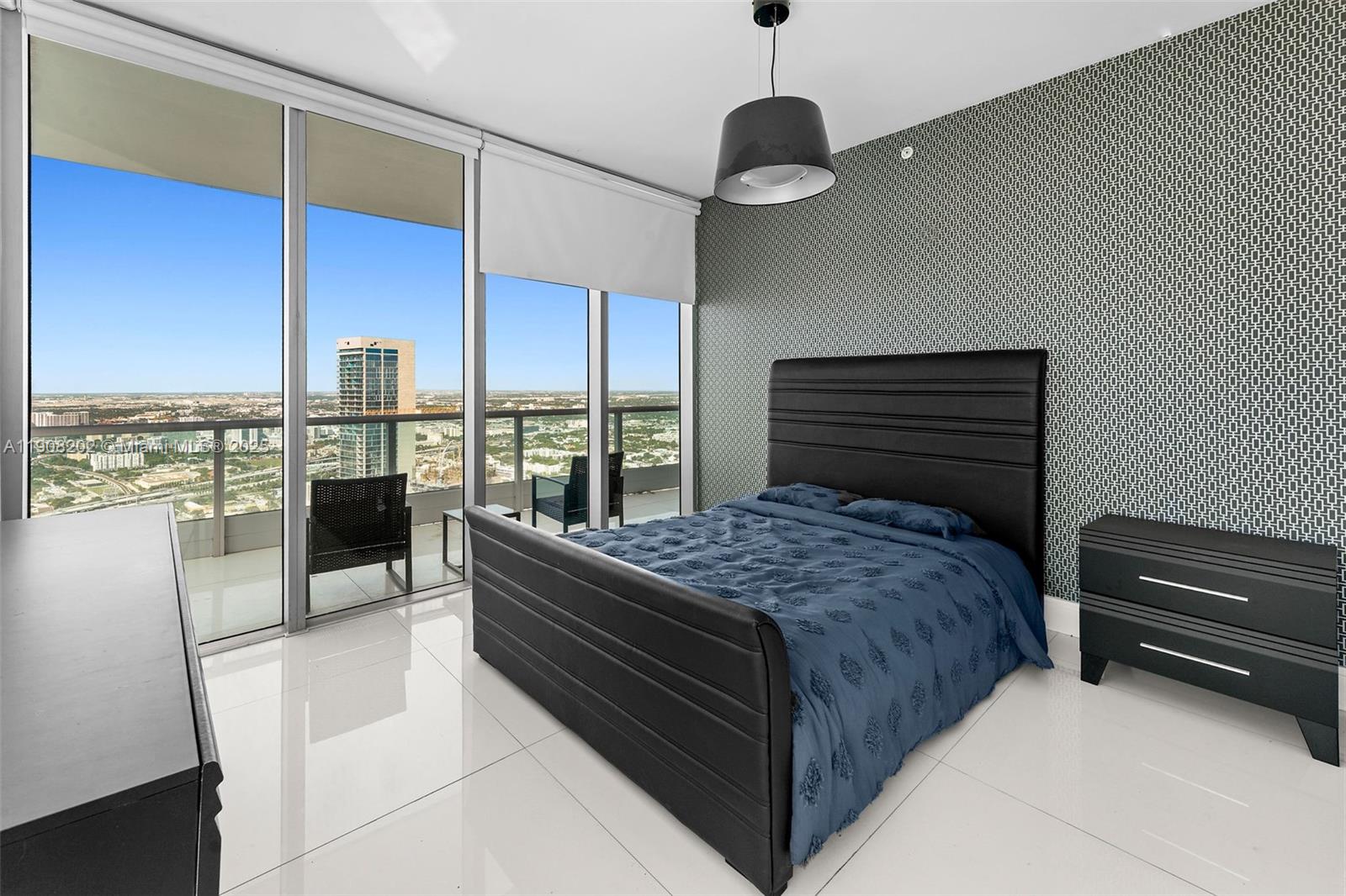 900 Biscayne Blvd #PH6201, Miami FL 33132