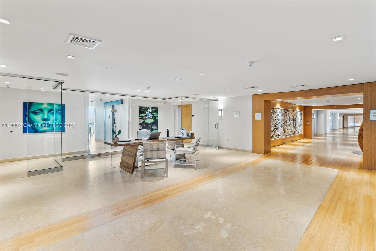 900 Biscayne Blvd #PH6201, Miami FL 33132