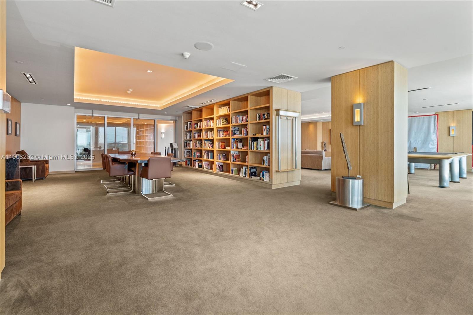 900 Biscayne Blvd #PH6201, Miami FL 33132