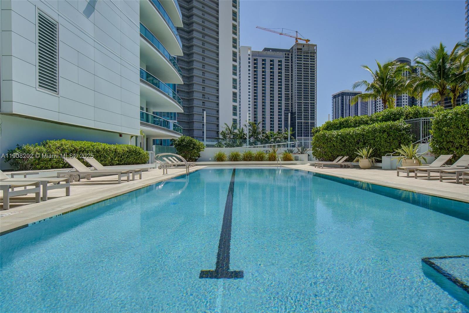 900 Biscayne Blvd #PH6201, Miami FL 33132