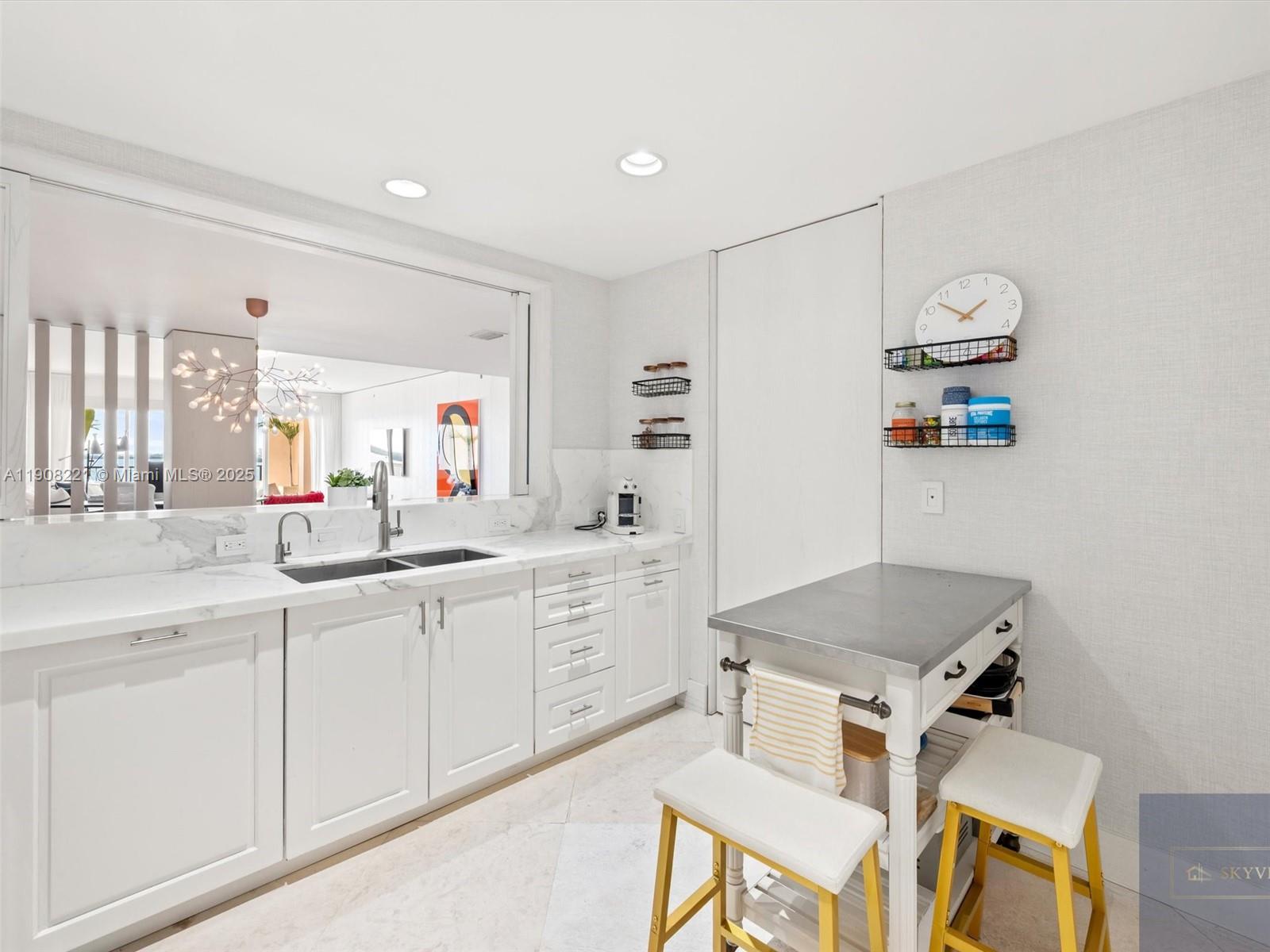 5142 Fisher Island Dr #5142, Miami Beach FL 33109