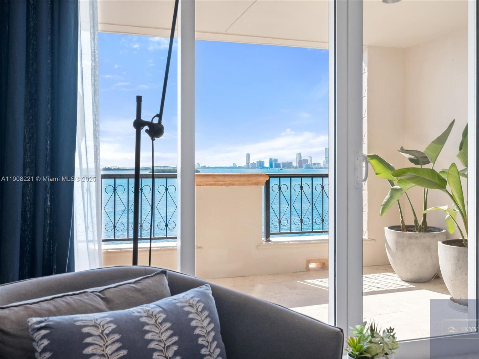 5142 Fisher Island Dr #5142, Miami Beach FL 33109