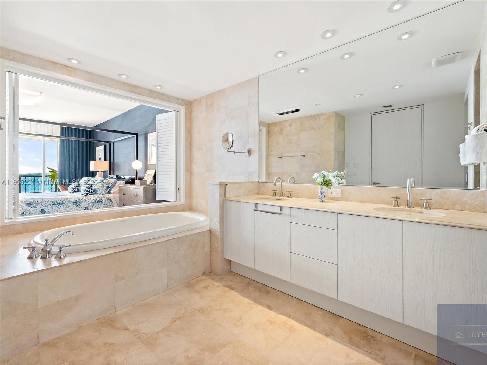 5142 Fisher Island Dr #5142, Miami Beach FL 33109