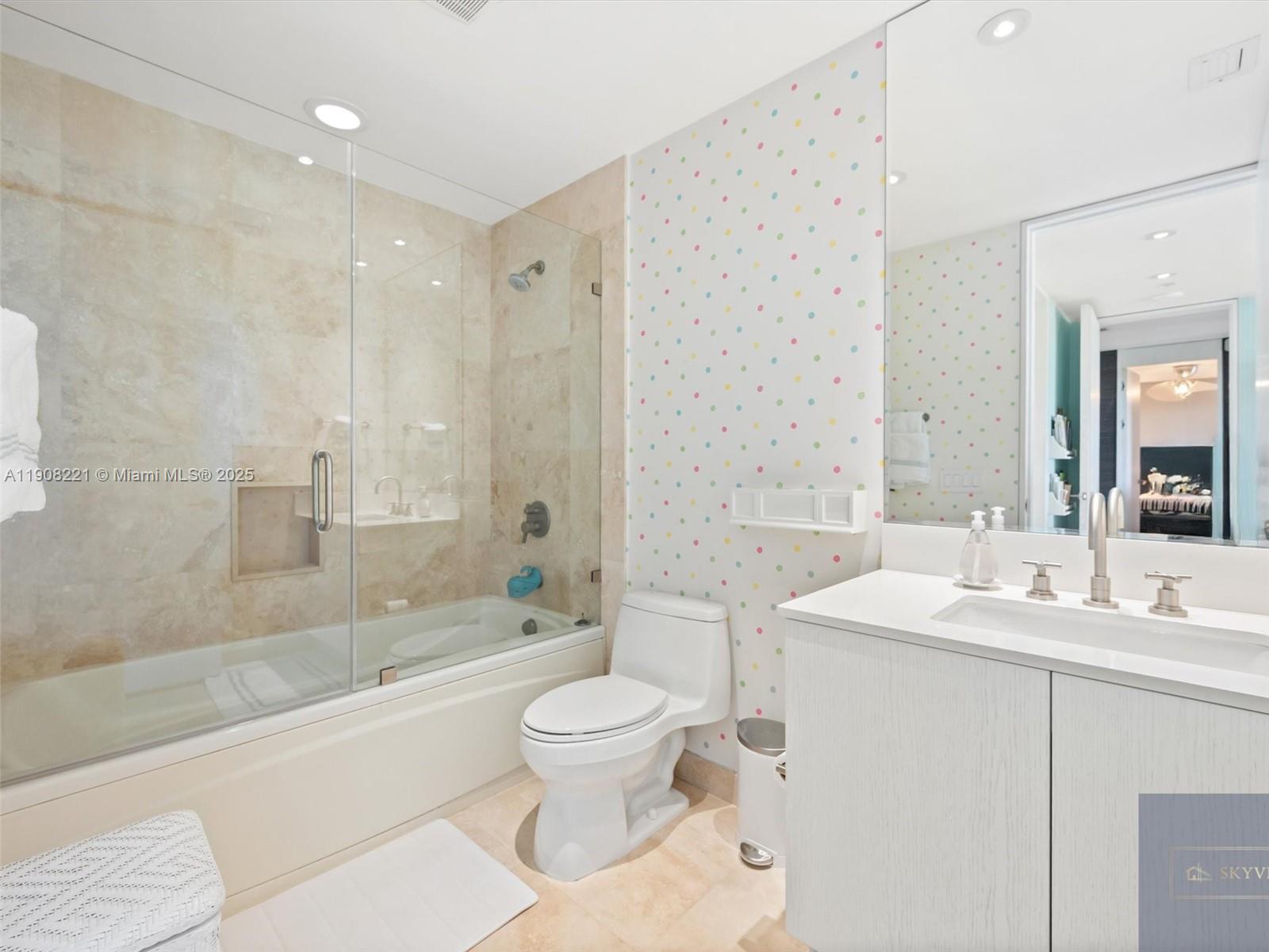 5142 Fisher Island Dr #5142, Miami Beach FL 33109