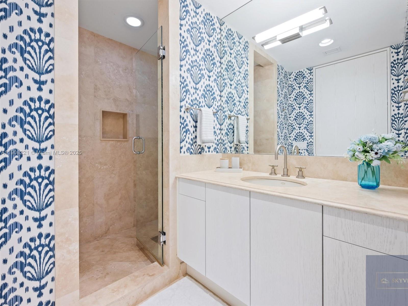 5142 Fisher Island Dr #5142, Miami Beach FL 33109