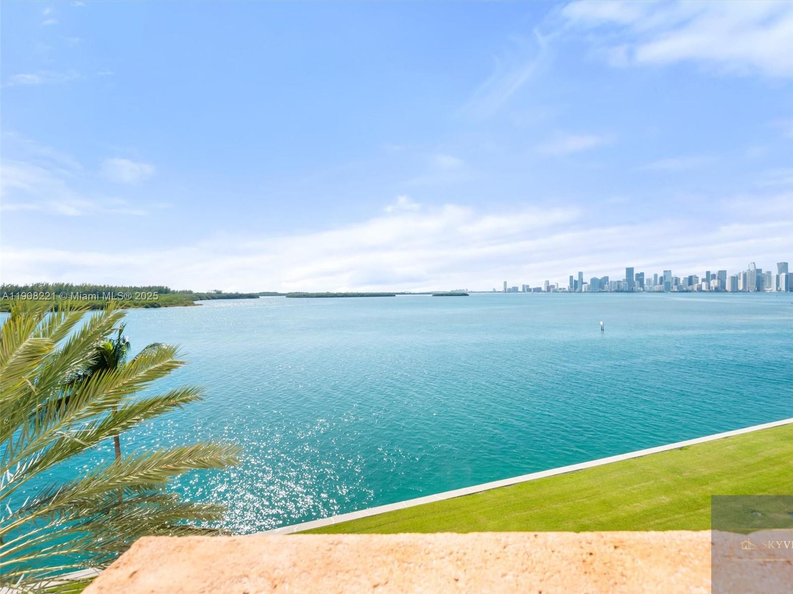 5142 Fisher Island Dr #5142, Miami Beach FL 33109