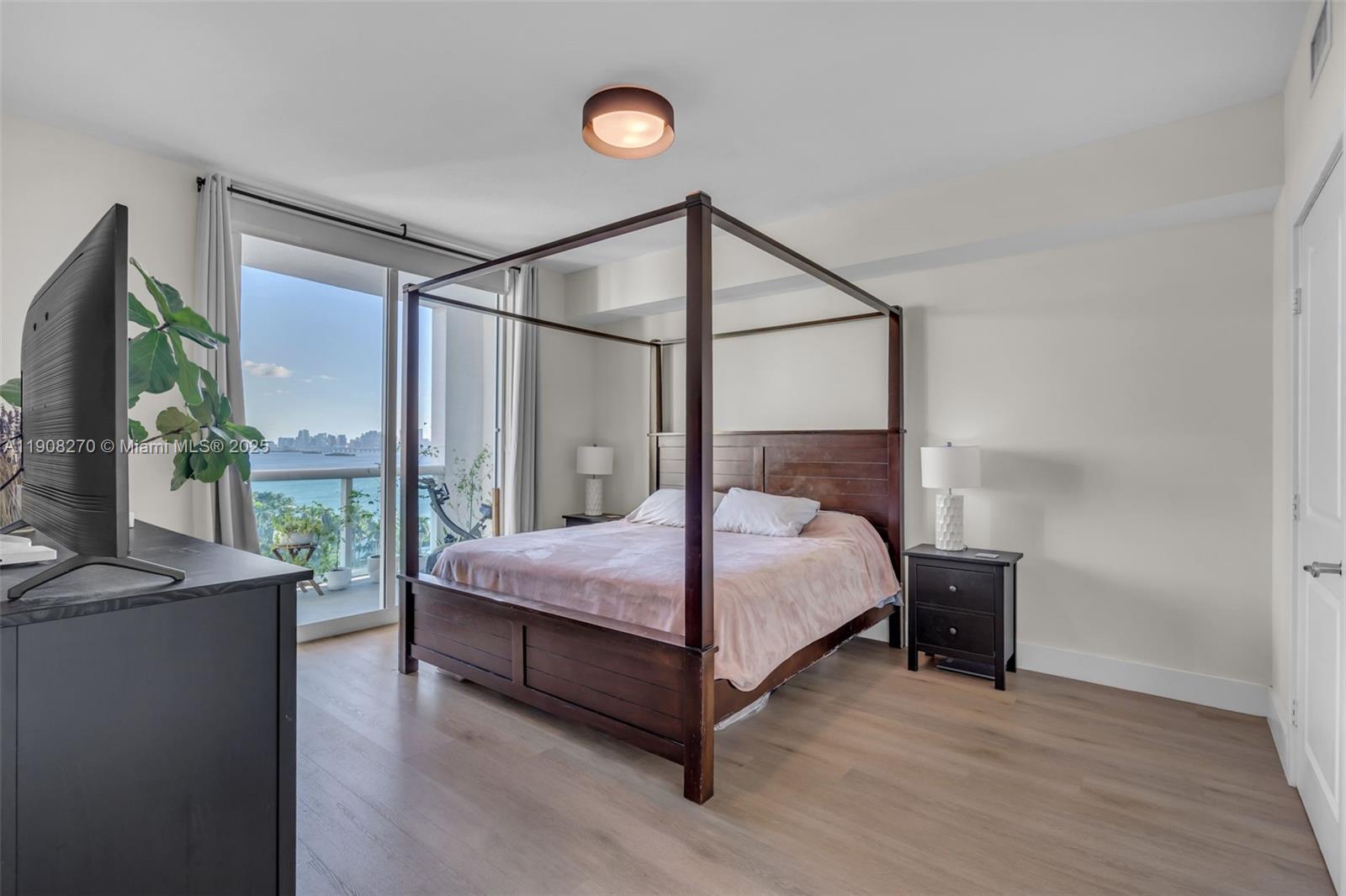 7900 Harbor Island Dr #1525, North Bay Village FL 33141