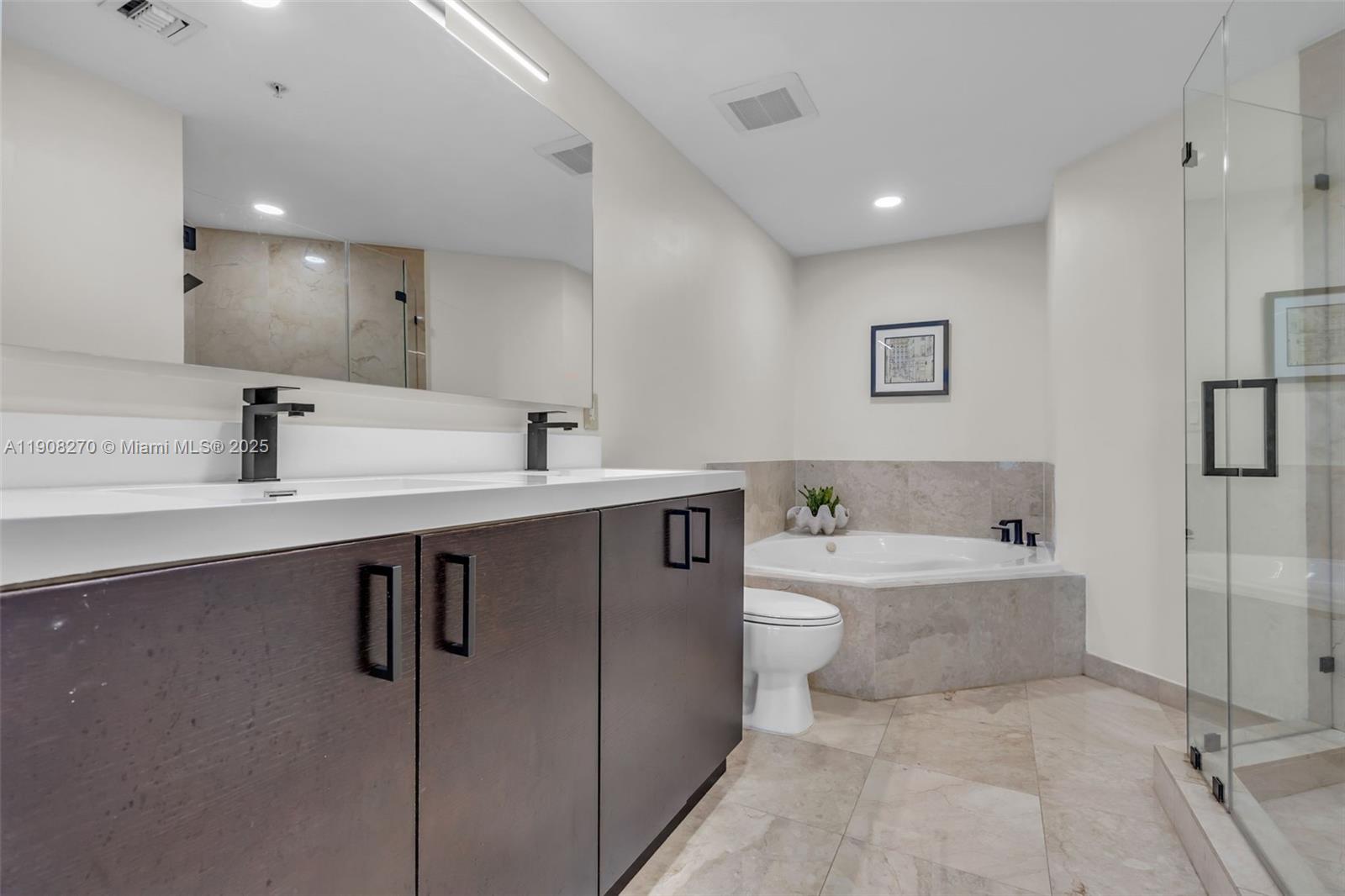 7900 Harbor Island Dr #1525, North Bay Village FL 33141