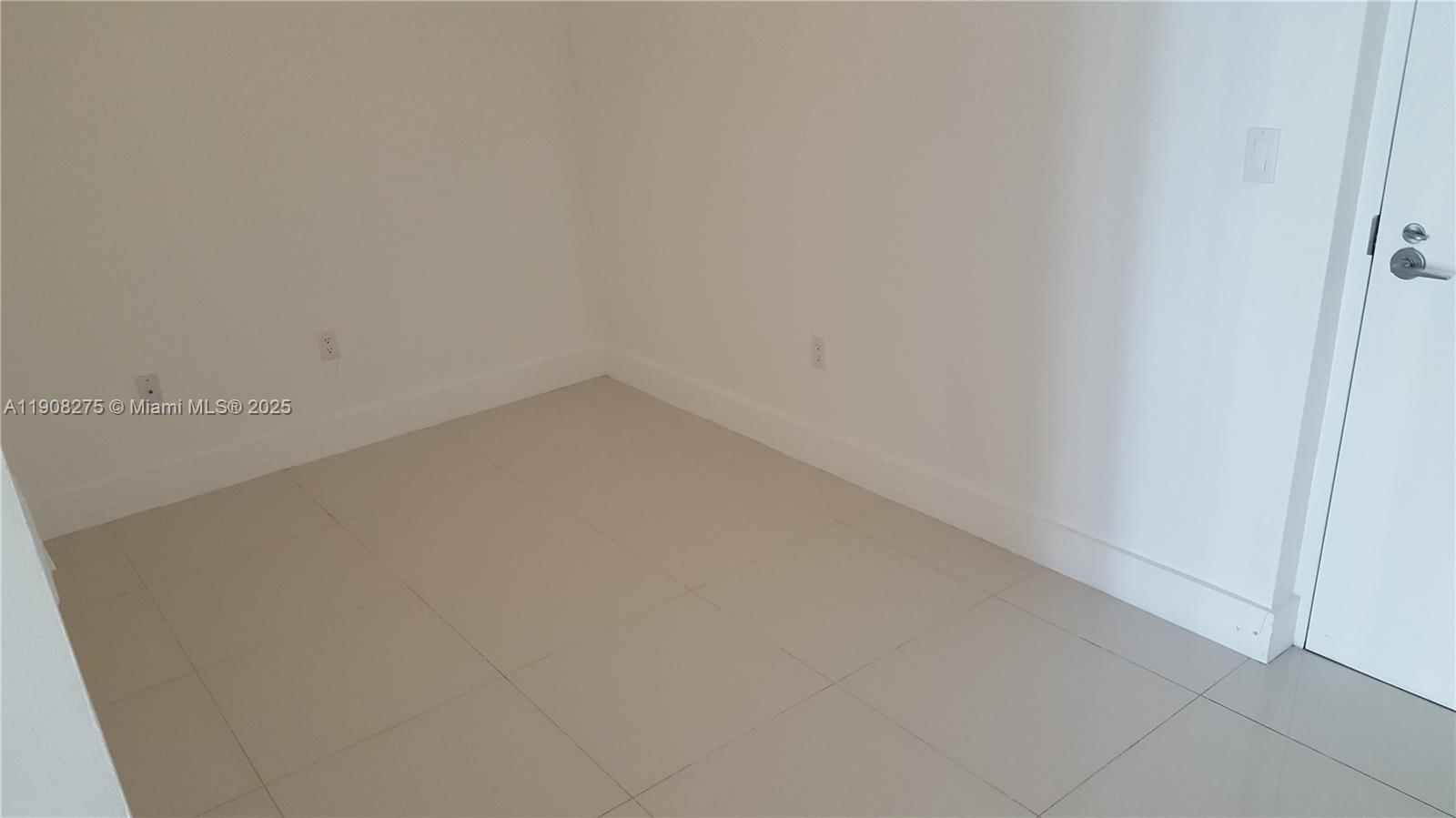 79 SW 12 ST #1910-S, Miami FL 33130